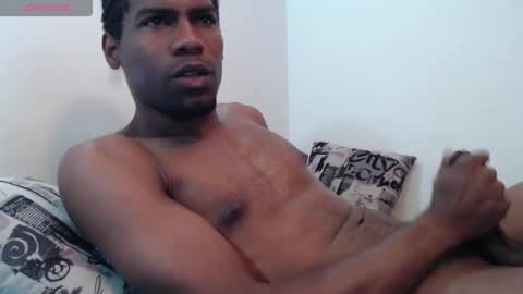 Snapshot of rohtt_higgs chatting on 21, 1, 2025 Rohtt Higgs online show from 21, 1, 2025