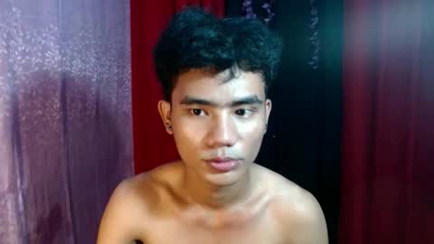 roianboyyy online show from 15, 5, 2026