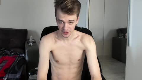 taylor fox online show from 28, 2, 2025