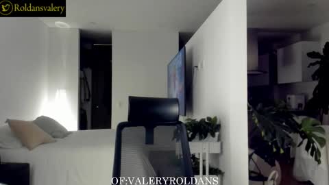 Valery Roldans online show from 7, 11, 2025