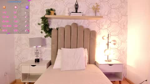 Snapshot of roma_love_ chatting on 14, 12, 2024 online show from 14, 12, 2024