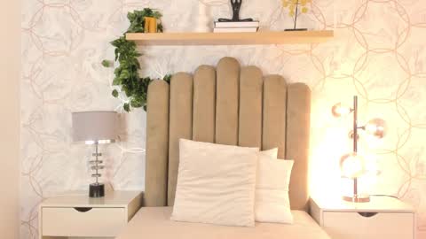 Snapshot of roma_love_ chatting on 30, 12, 2024 online show from 30, 12, 2024