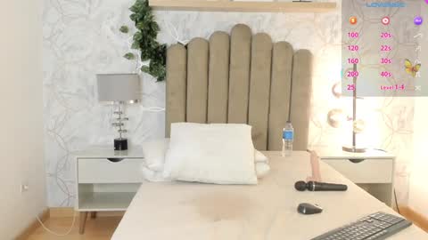 Snapshot of roma_love_ chatting on 30, 1, 2025 online show from 30, 1, 2025