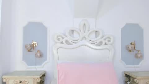   online show from 15, 11, 2025