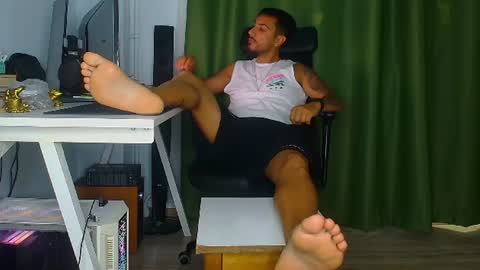 Snapshot of romaniamaster1 chatting on 25, 6, 2026 romaniamaster1 online show from 25, 6, 2026