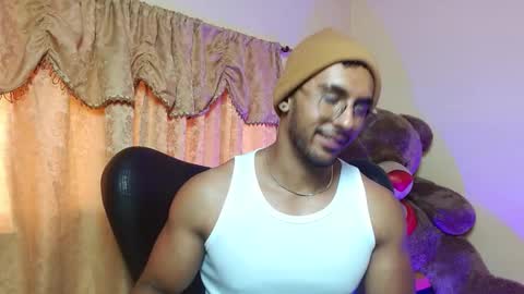 Snapshot of romanpearce_ chatting on 16, 1, 2025 Roman online show from 16, 1, 2025