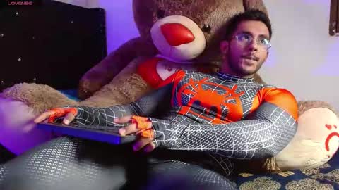 Snapshot of romanpearce_ chatting on 12, 9, 2025 Roman online show from 12, 9, 2025