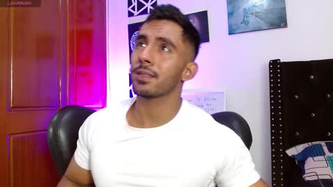 Snapshot of romanpearce_ chatting on 22, 9, 2025 Roman online show from 22, 9, 2025