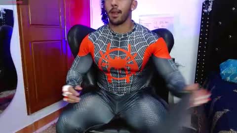 Snapshot of romanpearce_ chatting on 30, 10, 2025 Roman online show from 30, 10, 2025