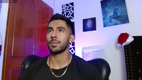 Snapshot of romanpearce_ chatting on 13, 1, 2026 Roman online show from 13, 1, 2026