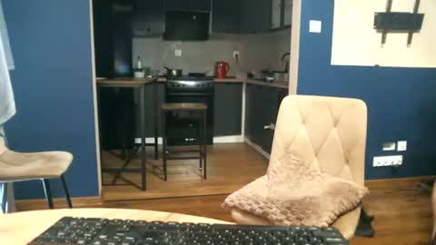 Snapshot of romantico_erotico chatting on 2, 8, 2026 romantico_erotico online show from 2, 8, 2026