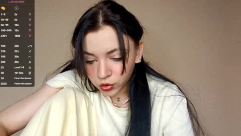 Snapshot of romeliahastert chatting on 25, 10, 2025 Anica online show from 25, 10, 2025