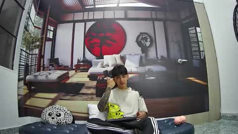 Snapshot of romeomillerr chatting on 30, 9, 2025 Romeo online show from 30, 9, 2025