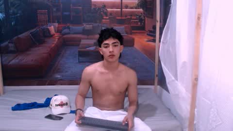 Snapshot of romeomillerr chatting on 8, 10, 2025 Romeo online show from 8, 10, 2025