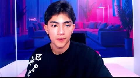 Snapshot of romeomillerr chatting on 15, 10, 2025 Romeo online show from 15, 10, 2025