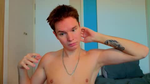 Snapshot of romeosilver chatting on 4, 12, 2025 Romeo online show from 4, 12, 2025