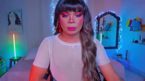 Snapshot of romirousexx chatting on 8, 10, 2025 Romi Rouse online show from 8, 10, 2025