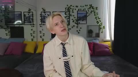 Snapshot of ron_vilsx chatting on 2, 3, 2025 ron vilsx online show from 2, 3, 2025