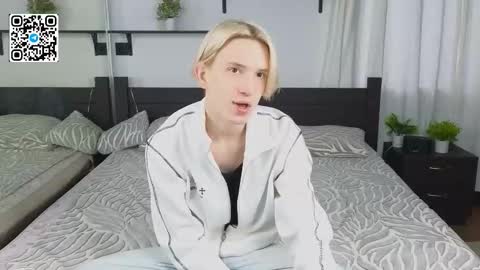 Snapshot of ron_vilsx chatting on 21, 9, 2025 ron vilsx online show from 21, 9, 2025