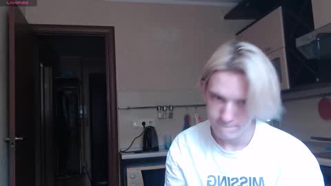 Snapshot of ron_vilsx chatting on 23, 9, 2025 ron vilsx online show from 23, 9, 2025