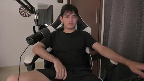 Snapshot of ronaldmq20 chatting on 22, 1, 2025 Ronaldo online show from 22, 1, 2025