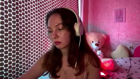 Elvi online show from 9, 4, 2026