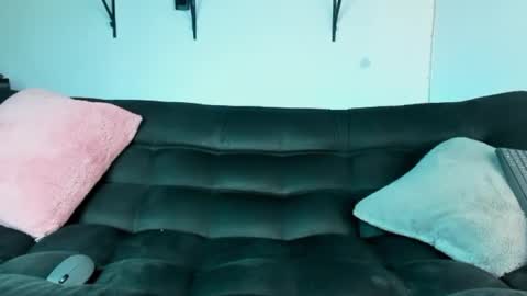 Snapshot of ronnie_fallout chatting on 4, 3, 2025 Ronnie online show from 4, 3, 2025