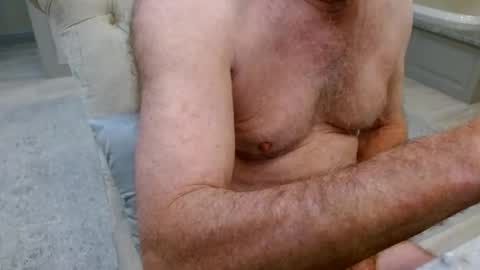 Snapshot of roper1955 chatting on 9, 2, 2025 roper1955 online show from 9, 2, 2025