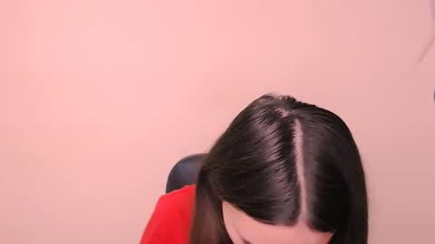 Snapshot of rosalais_ chatting on 5, 11, 2025 Rose online show from 5, 11, 2025