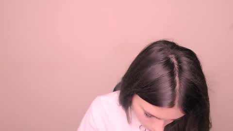 Snapshot of rosalais_ chatting on 7, 11, 2025 Rose online show from 7, 11, 2025