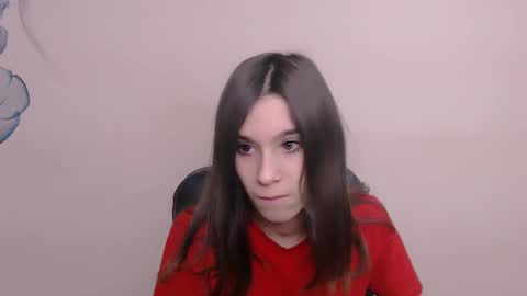 Snapshot of rosalais_ chatting on 16, 12, 2025 Rose online show from 16, 12, 2025