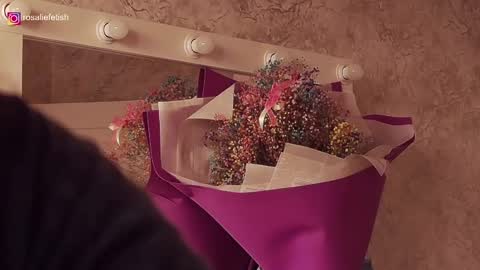 Rosalie online show from 24, 2, 2025