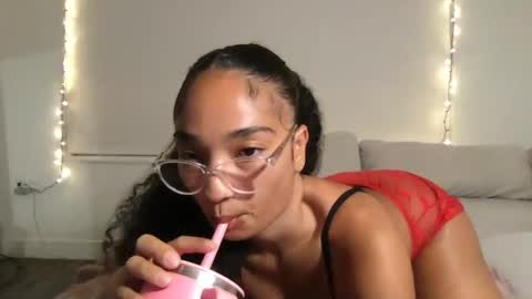 Rosalina online show from 3, 10, 2025