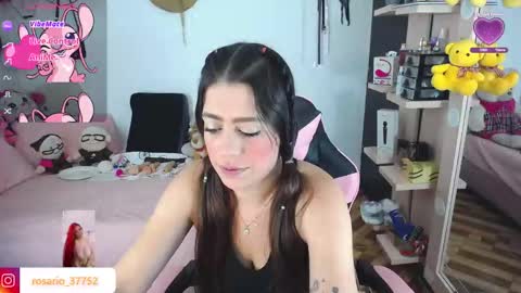 Snapshot of rosario_1996 chatting on 27, 10, 2025 rosario_1996 online show from 27, 10, 2025