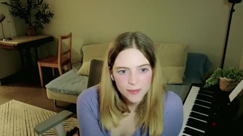 Snapshot of rose77782 chatting on 28, 4, 2026 rose77782 online show from 28, 4, 2026