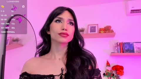 Rose Saenz online show from 22, 12, 2024