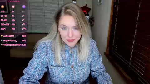 Snapshot of rose_brooks chatting on 22, 12, 2024 Rose but u can call me princess online show from 22, 12, 2024