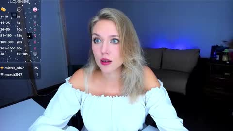 Snapshot of rose_brooks chatting on 26, 9, 2025 Rose but u can call me princess online show from 26, 9, 2025