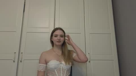 Luna online show from 16, 12, 2025