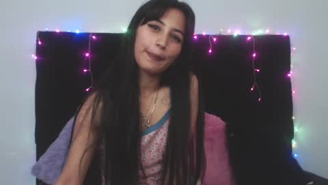 Snapshot of rose_smiley1 chatting on 27, 2, 2025 Rose online show from 27, 2, 2025