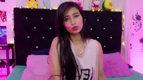 Snapshot of rose_smiley1 chatting on 15, 9, 2025 Rose online show from 15, 9, 2025