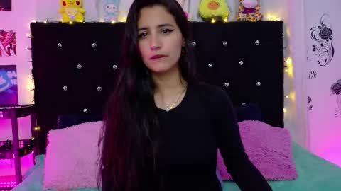 Snapshot of rose_smiley1 chatting on 16, 9, 2025 Rose online show from 16, 9, 2025