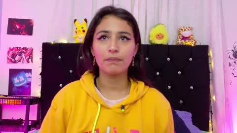 Snapshot of rose_smiley1 chatting on 9, 10, 2025 Rose online show from 9, 10, 2025