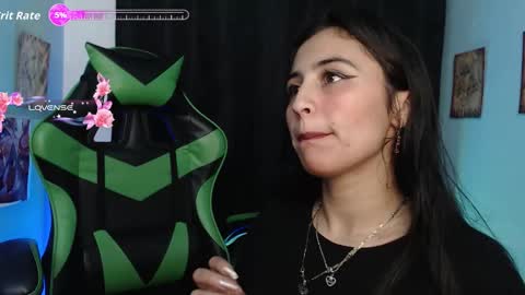 Snapshot of rose_smiley1 chatting on 12, 10, 2025 Rose online show from 12, 10, 2025