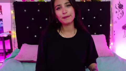 Snapshot of rose_smiley1 chatting on 15, 11, 2025 Rose online show from 15, 11, 2025