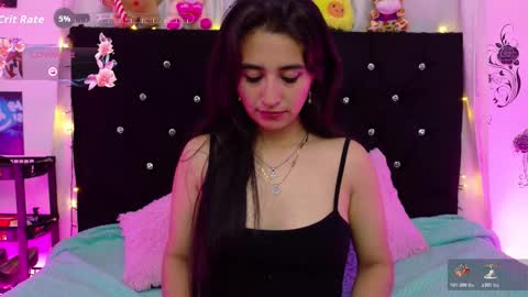 Snapshot of rose_smiley1 chatting on 5, 12, 2025 Rose online show from 5, 12, 2025