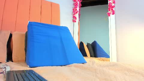 Snapshot of rose_thompson19 chatting on 24, 6, 2026 Rosse online show from 24, 6, 2026