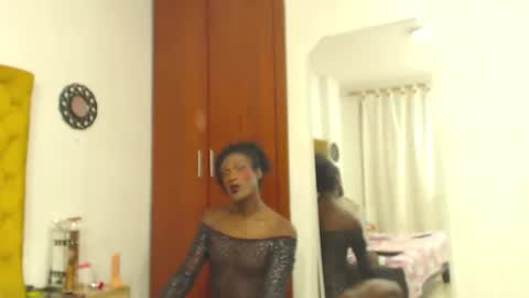 Snapshot of rose_valentiine chatting on 8, 7, 2026 rose_valentiine online show from 8, 7, 2026