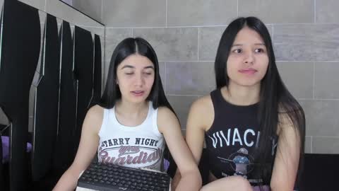 Rose y Miah online show from 30, 12, 2024