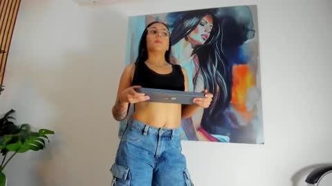 Snapshot of roseaurora chatting on 18, 9, 2025 roseaurora online show from 18, 9, 2025